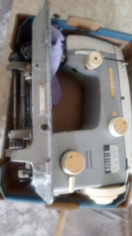 Veritas - šicí stroj - 2