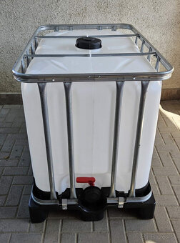 IBC kontajnery (600l.) - biele - 2