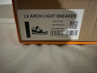 LV trainer topánky čierno biele 44 - 2