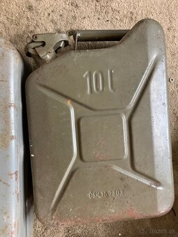 Plechove kanistre - 2