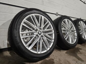 Zimná Sada Seat Ateca 215/50 R18 - 2