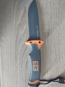 Nôz Bear Grylls - 2