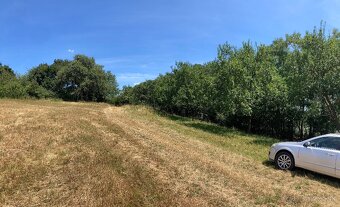 Predám krásny pozemok v obci Podbranč - 2