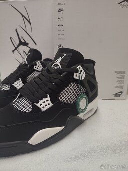 Air Jordan 4 Retro Thunder White - 2