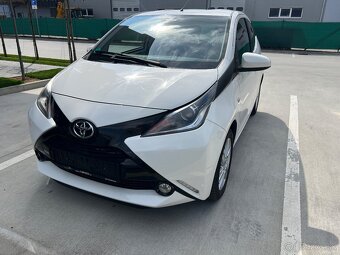Toyota Aygo AYGO 1.0 VVT-i - 2