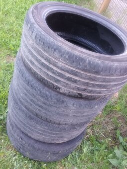 225/45 R17 - 2