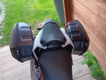 HONDA HORNET 750 2023 - 2