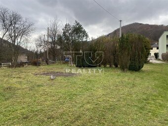 REKREAČNÝ POZEMOK 374 m2 TRENČIANSKE TEPLICE - 2