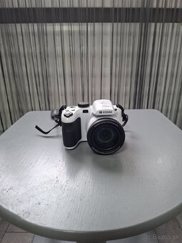 Kodak pixpro AZ425 - 2