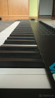 Alesis VI61 - 2