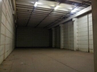 Skladové priestory, Na Pántoch, Bratislava III - 2