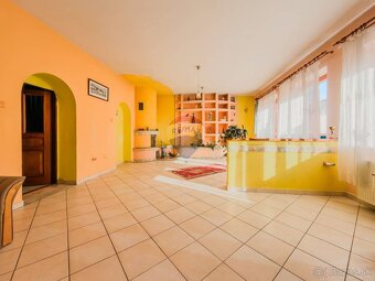 Veľký rodinný dom v centre mesta na predaj | Lučenec - 2