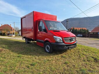 Mercedes Benz Sprinter - 2
