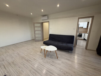 Na predaj 3-izbový byt na Terase v Košiciach - 2