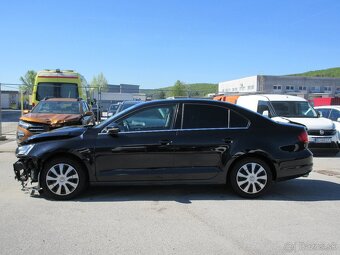 Volkswagen Jetta 2.0 TDI 150k Business Highline - 2