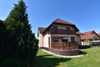 Na predaj Rodinný dom,Trenčín-Zlatovce, krásny pozemok 900m2 - 2