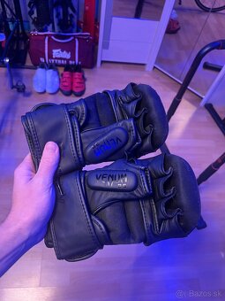 Predám MMA rukavice Venum – veľkosť L - 2