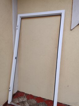 Plastové vchodové dvere - 2