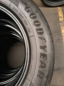 Goodyear Efficient Grip 205/60 R16 92V - 2