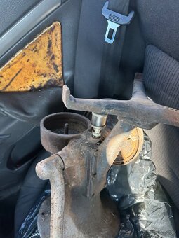 Starozitny liatinovy mlynček - 2