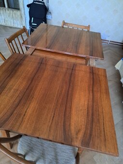 Jedálenský stôl - 2