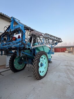 Predam tahany postrekovac Berthoud 4000/36m - 2