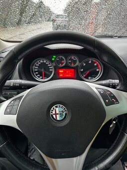 Alfa Romeo MiTo 1,3jtdm - 2