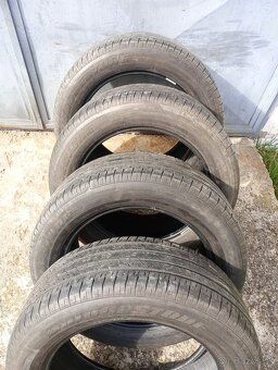 235/55r18 Bridgestone dueler - 2
