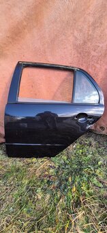Predam dvere na skoda fabiu 1 - 2