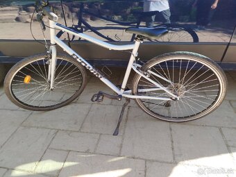 Predám trekingový bicykel Btwin - 2