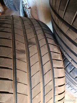 Letné 245/40r19 - 2