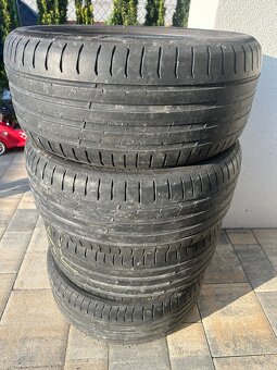 Nokian 245/50 R18 - 2