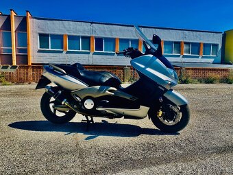 YAMAHA T-MAX 500i - 2