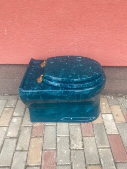 Predám wc z liateho mramoru - 2