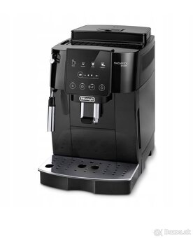De'Longhi Magnifica kávovar - 2
