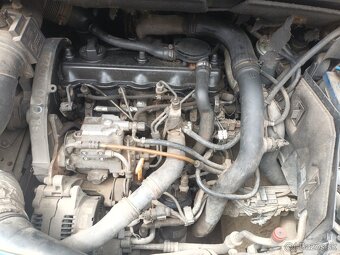Díly Volkswagen Sharan 1,9TDI 81kw - 2