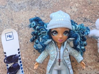 babika rainbow high skyler modra zimna - 2