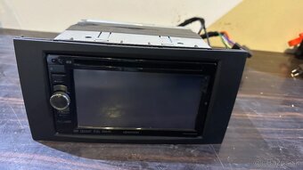 Predam Autoradio 2 Din kenwood Dox4023BT ako nove. - 2