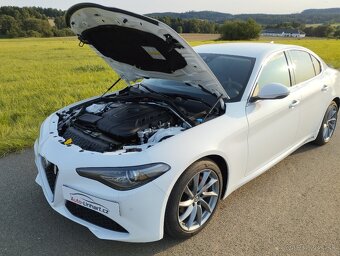 Alfa Romeo Giulia 2.2 JTD 132kw , xenon, 138 tkm, TAŽNÉ - 2