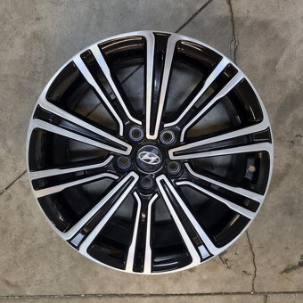 Hliníkové Hyundai disky 5x114,3 R18 8J ET46 - 2
