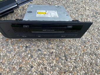 Audi A6 C7, radiaca jednotka MMI 3G, Display - 2