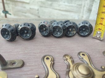 Rôzne úchytky ceny na foto - 2