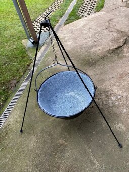 40 litrový smaltovaný kotlík + trojnožka - 2