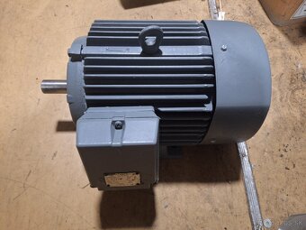 El.motor 3kW a 4kW 1400ot - 2