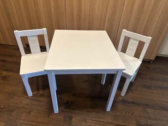 Detský stolík a stoličky - 2