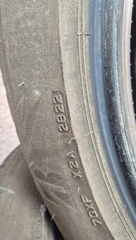 315/40R21 115V Bridgestone - 2