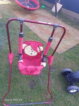 PREDÁM DETSKU HOJDAČKU - 2