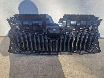 Škoda Fabia 3 III LIFT 2017- maska - 2