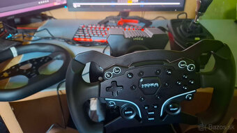 Moza R5+ Turtle Beach velocity one shifter - 2