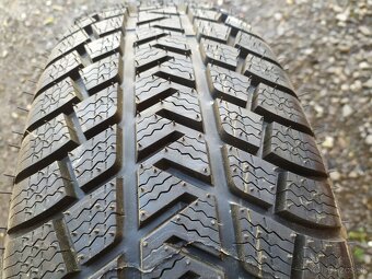 Zimná pneumatika 215/60 R17 Michelin 1kus - 2